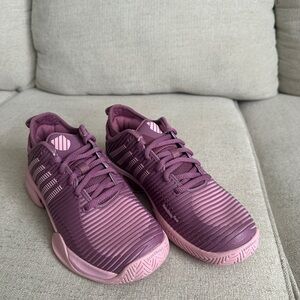 K-Swiss Women's Hypercourt Supreme tennis shoes